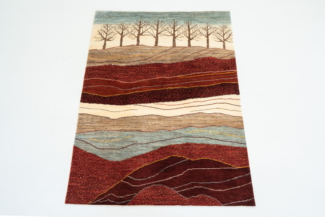 ゾランヴァリ　ギャッベ　手織り絨毯　ランドスケープ　風景　生命の樹